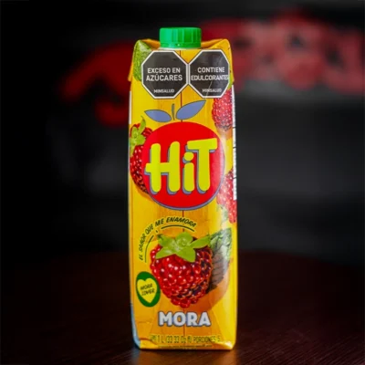 Jugo Hit 1 Lt en sabores frutos tropicales, lulo, mango, mora y naranja piña en El Torete Burger Girón.