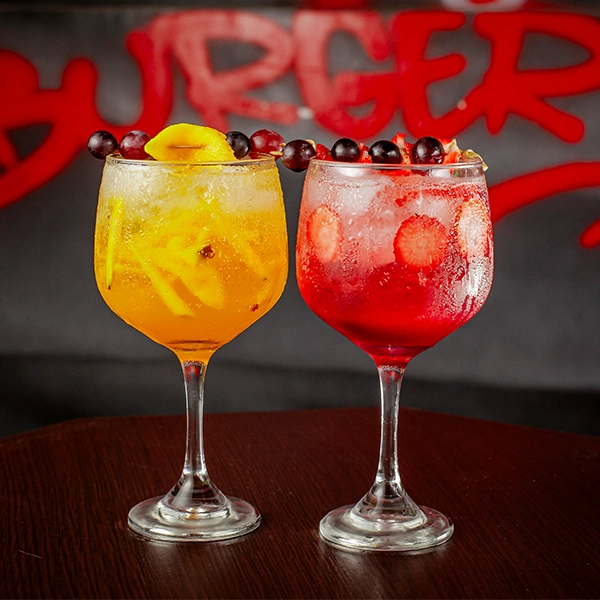 Sodas Refrescantes Tropical Fruits y Fruits Rojos en El Torete Burger Girón Santander.